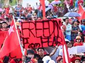 Birmanie: Demain liberté? Aung veut renvoyer dictature poubelles l'Histoire