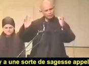 Thich Nhat Hanh sagesse entre mains