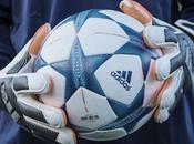 Adidas rend hommage gardiens avec gants History Pack