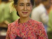 HISTORIQUE. Aung démocrates prennent pouvoir après lutte contre dictature