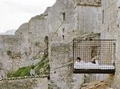 EVASION village ruine transformé hôtel