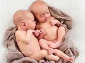 Séance photo bébé jumeaux domicile photographe spécialiste nouveau-nés naissance Paris