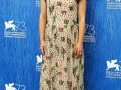 Natalie Portman dans robe enceinte Mostra Venise