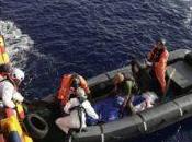 Trois milliers migrants secourus seul week-end large Libye
