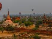 Visite Bagan mongolfière, vélo calèche