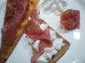 Gaufres patate douce, jambon Parme chantilly moutarde