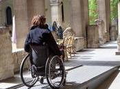 Google Maps indique lieux accessibles personnes déplaçant fauteuil roulant