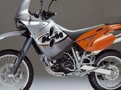 motos parfaites pour sortir sentiers battus