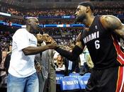LeBron James déjà plus parquet Michael Jordan même