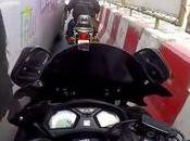 Bangkok, motard romantique serviable (clips)