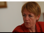 Françoise Hostalier, ex-ministre Juppé dans poubelles l’Histoire