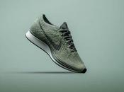Nike Flyknit Racer Ghost Green
