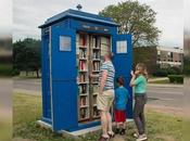 Doctor construit librairie TARDIS libre-service