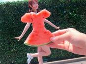 internautes s’amusent avec robe pastèque