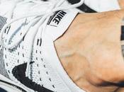 Nike Flyknit Trainer Black White On-feet Pictures