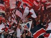 FLASH Bagarre entre supporters Bayern (IMAGE)
