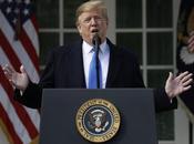 Faible Président Ordonnant Fausse Urgence