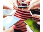 Infographie l’addiction téléphone dans monde