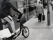 valse robots moqueurs