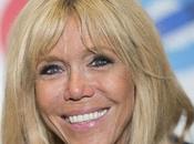 Toute sympathie Brigitte Macron