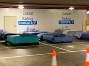 parkings Australie sont aménagés hôtels provisoires pour accueillir sans-abri