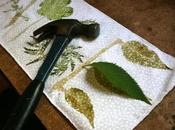 Créer jolis motifs printaniers avec martelage plantes