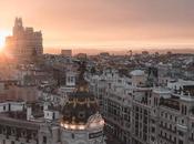 dans capitale espagnole avec Four Seasons Hotel Madrid