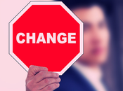 Halte réorganisations hystériques