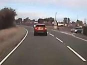 conducteur fourgonnette condamné amende pour collision alors qu’il était distrait téléphone portable