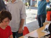 Christian Bauer. "Heureux faire promotion d’échecs"