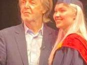 Paul McCartney réalise rêve d’un danseur Wigan obtient diplôme Liverpool Institute Performing Arts grâce l’aide crowdfunding.