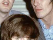 L’astuce lyrique fascinante relie deux plus grandes chansons Beatles