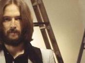 George Harrison déclaré aurait préféré qu’Eric Clapton joue “While Guitar Gently Weeps”.