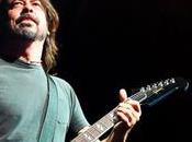 Ringo Starr fait monter Dave Grohl scène juste après qu’il soit défoncé avec Miley Cyrus Joan Jett.