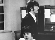 moment John Lennon s’est défoncé Beatles qu’il était Jésus-Christ.