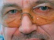 Bono explique pourquoi Beatles sont “intouchables”.