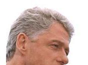 Bill Clinton sacrifie football américain femme
